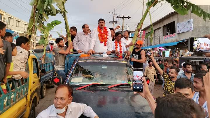 উখিয়ায় ৫ ইউপি'র নৌকার প্রার্থী চুড়ান্ত, বঞ্চিতদের বিক্ষোভ উখিয়ায় ৫ ইউপি'র নৌকার প্রার্থী চুড়ান্ত, বঞ্চিতদের বিক্ষোভ